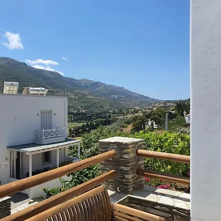 아파트 Karaoulanis *