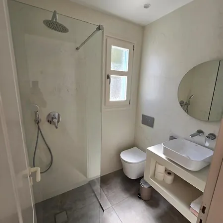 아파트 Karaoulanis Ándros