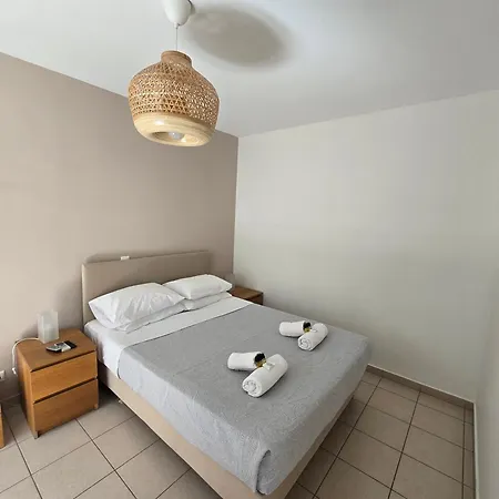 아파트 Karaoulanis Ándros