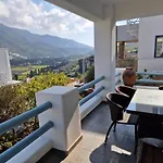 Apartament Karaoulanis