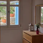 Apartment Karaoulanis *