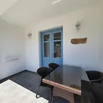 Apartment Karaoulanis
