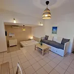 Apartamento Karaoulanis