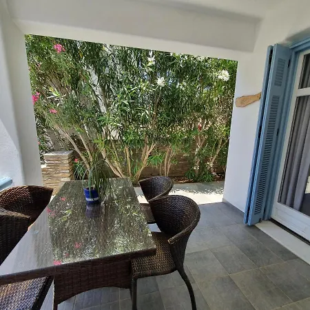 Karaoulanis Apartment