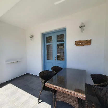 Apartment Karaoulanis