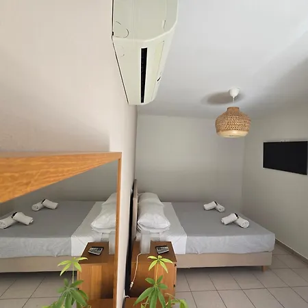 Apartment Karaoulanis