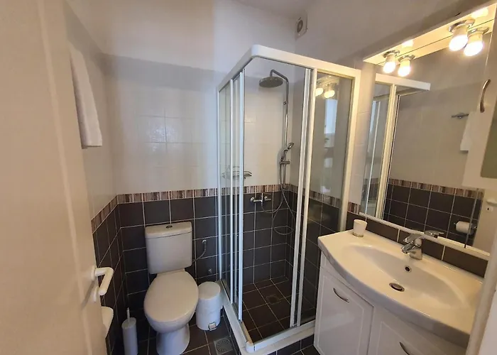 Karaoulanis 公寓 Ándros