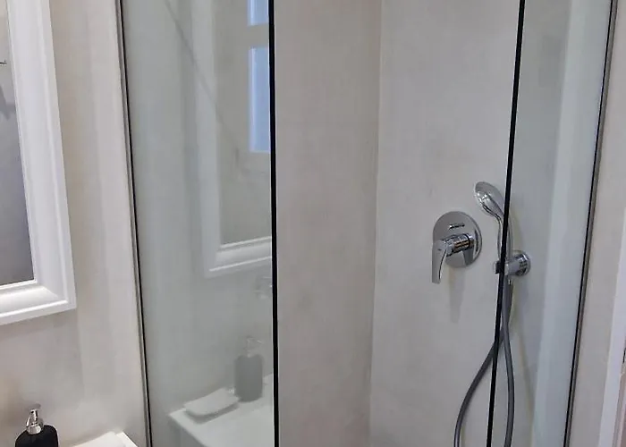 Karaoulanis アパート *